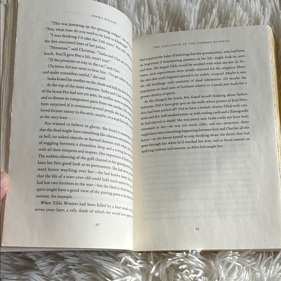 The Life Cycle of the Common Octopus Book by Emma Knight - Picture 5 of 8